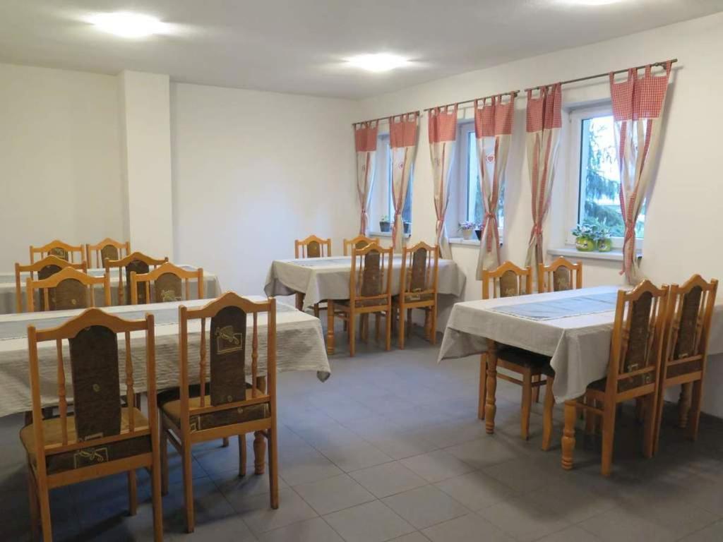 Ubytovna Krivan Važec Extérieur photo